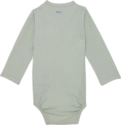 Comfortable cut without constriction