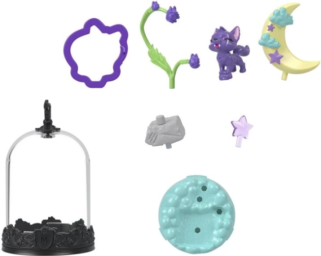 Detailed mini figures with accessories