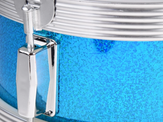Durable metal rim for long service life