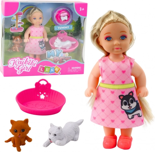 Mini nukk koera ja kassiga koos tarvikutega