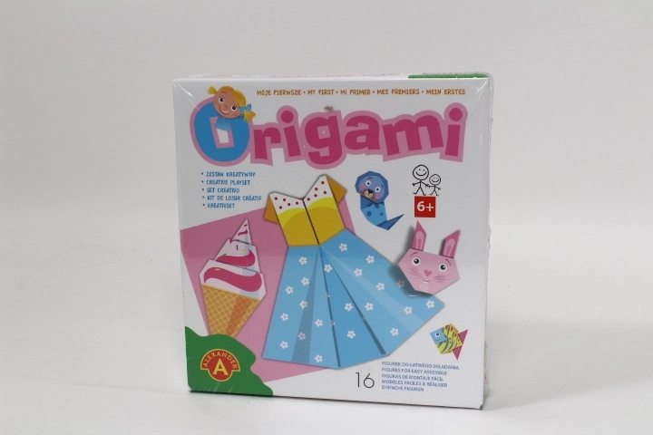 Alexander Minu esimene origami – kleidid