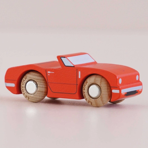 Le Toy Van puidust autoke Marc võidusõidupunasena