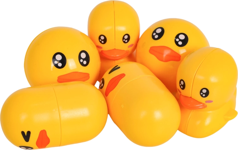 Cheerful ducks and balls powered by water