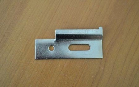 Hanger for leveling rod for mounting a kitchen unit
