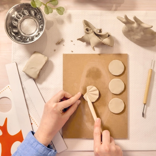 Soft, pliable clay for easy shaping
