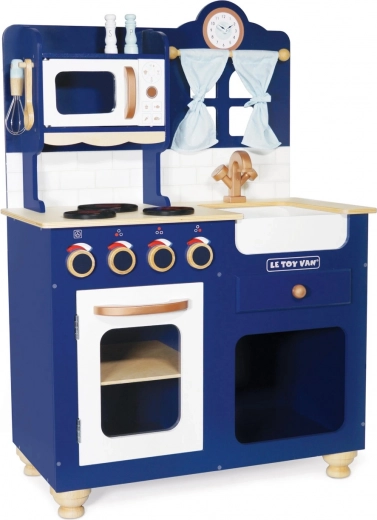 Timeless design in royal blue