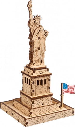 3D Wooden Model of the Statue of Liberty