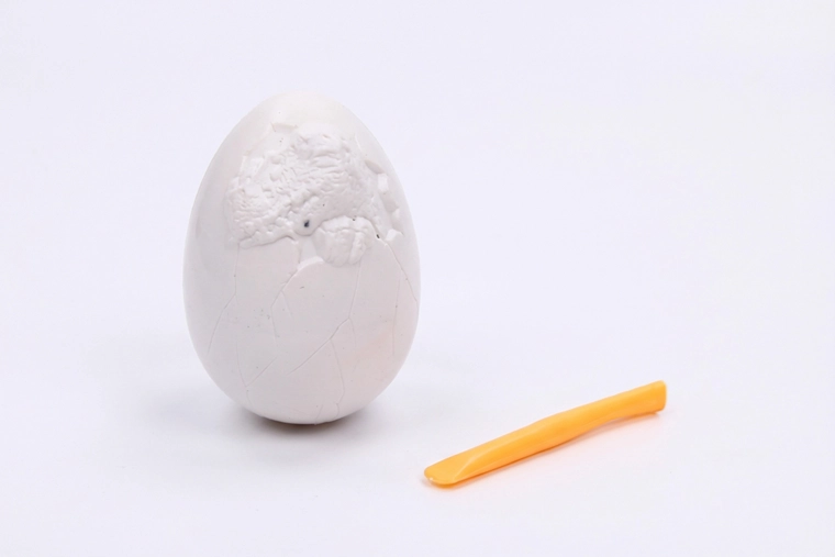 Dino DIY Digging Egg with Figurines - 1 piece