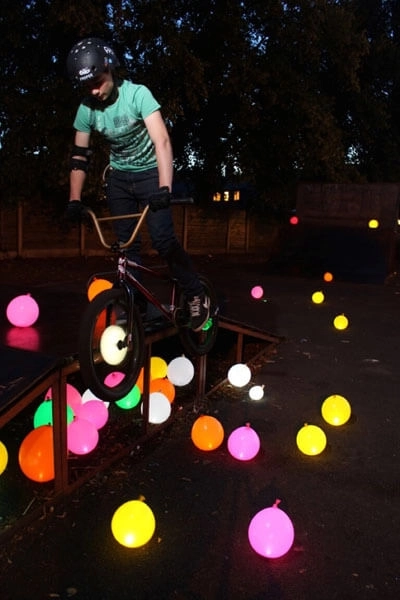 Party decoration for indoors and outdoors