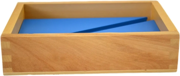 Wooden box with an open top edge