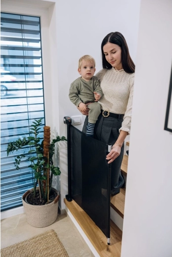 Safety at stairs and in passageways