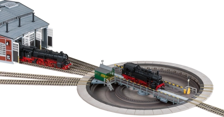 Flexible track connections and expansion option