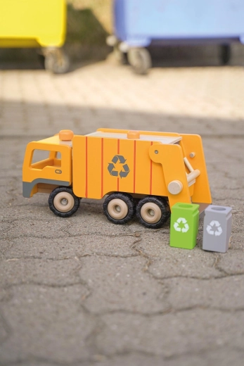 Eco puidust prügiveoauto jäätmete sorteerimisega - 1 tk