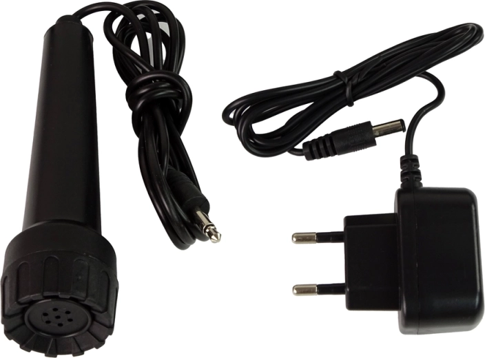 Sisseehitatud mikrofon ja karaokelõbu