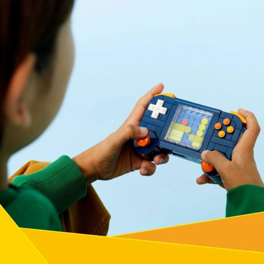 Suurepärane nii vitriini kui mängimiseks