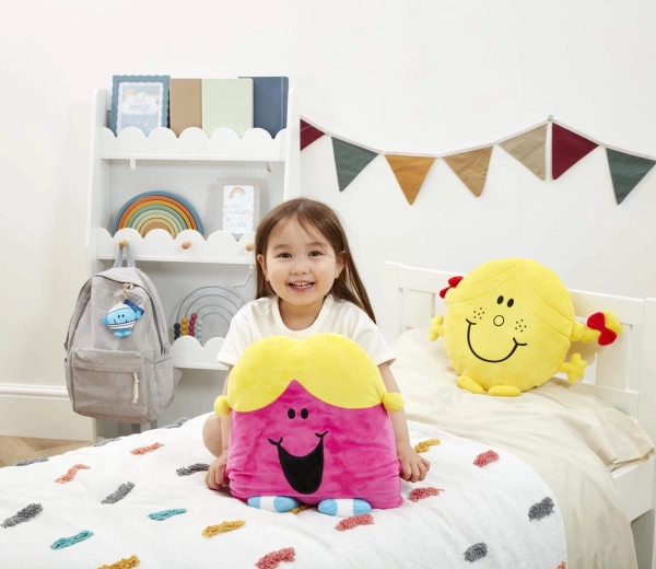 Cheerful décor and a playtime friend