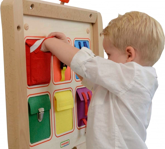 Wall mounting or integration into the Masterkidz Flex system
