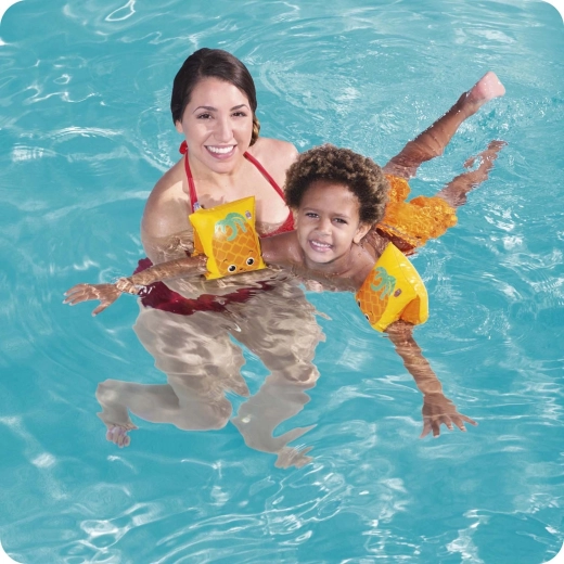 Two air chambers for stable buoyancy