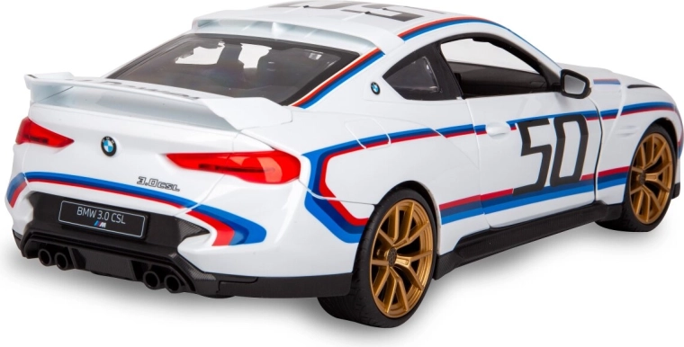 BMW 3.0 CSL tõetruu teostus