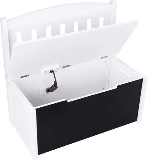 Storage space for everyday tidiness