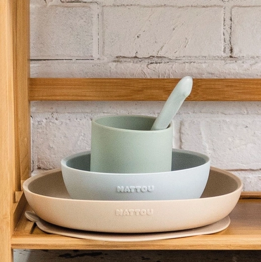 Stable suction base to prevent tipping