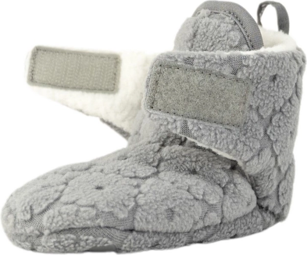 Velcro for secure and comfortable fastening