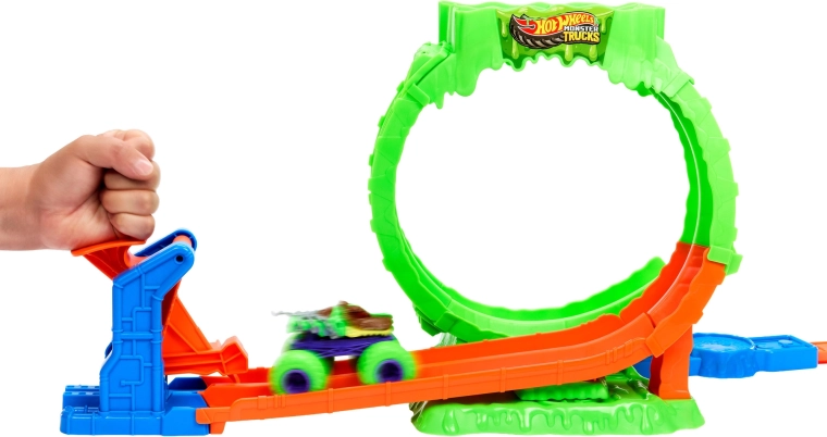 Two play modes with a spinning loop