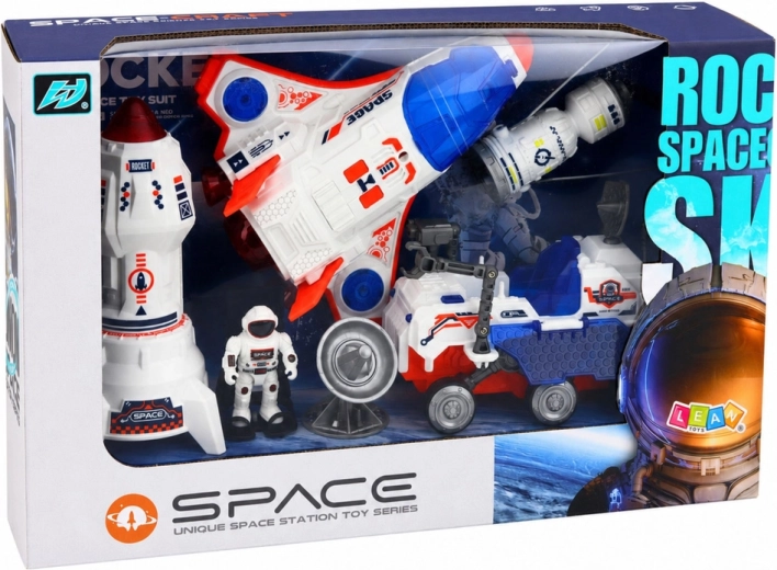Role-play accessories: astronaut and communication elements