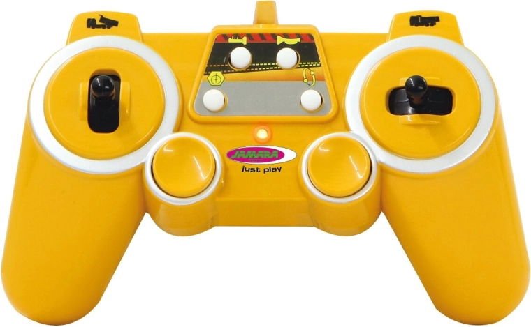 2.4 GHz control and 4x4 drive