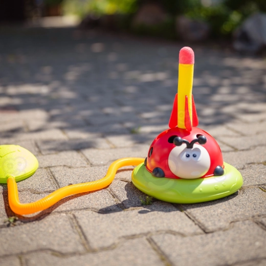 Õhujõul töötav raketikäivitaja ilma patareideta