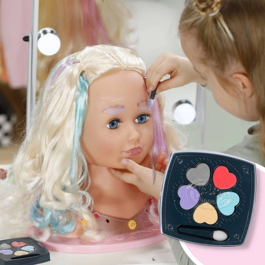 Makeup palette for playing makeup artist