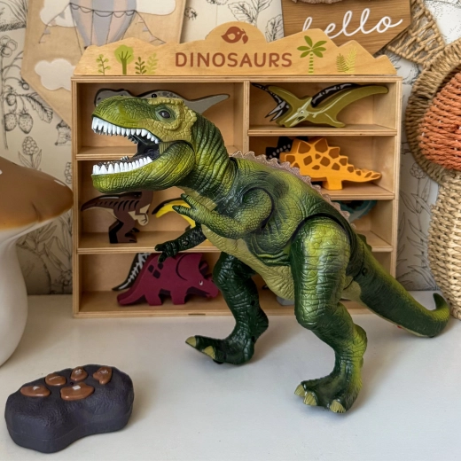 Realistic T. rex details