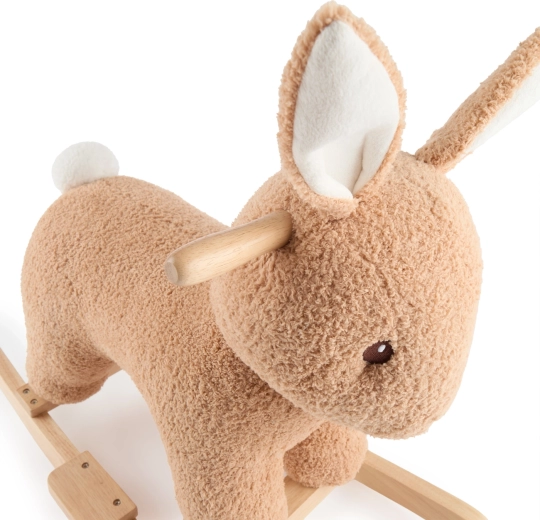 Turvaline hoiak tänu käepidemetele ja jalatugedele