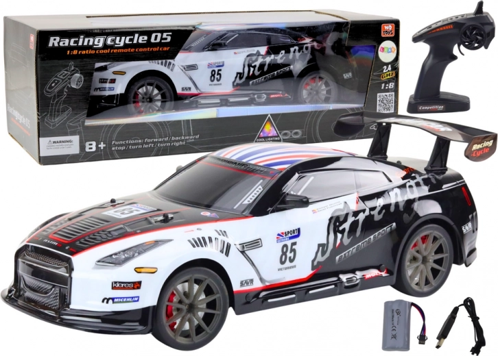 Suur RC sportauto 1:8 tulede ja helidega