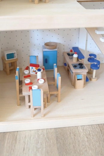 Quality wood and compatibility with Goki dollhouses