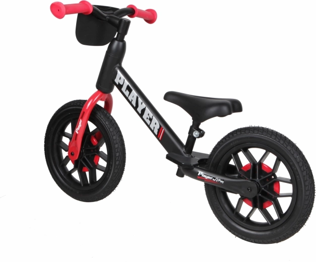 Adjustable seat and handlebars – the balance bike grows with the child