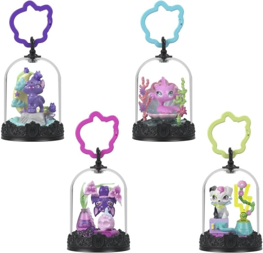 Monster High keychain with pet in dome – collectible mini figure