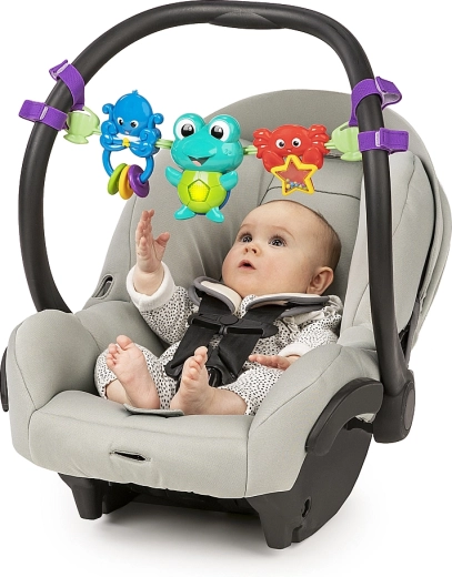 Removable toy bar and travel toys