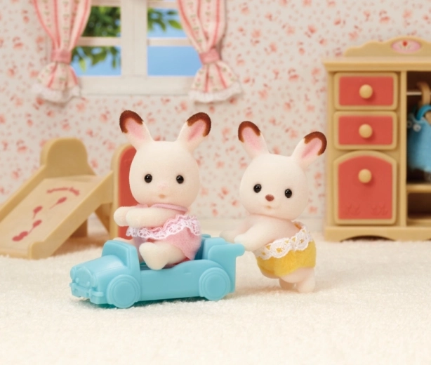 Travel play with the ride-on