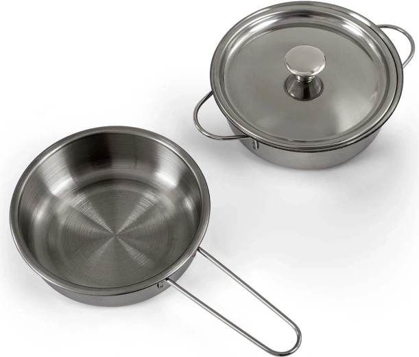 Rikkalikud metalltarvikud ja praktilised hoiukohad