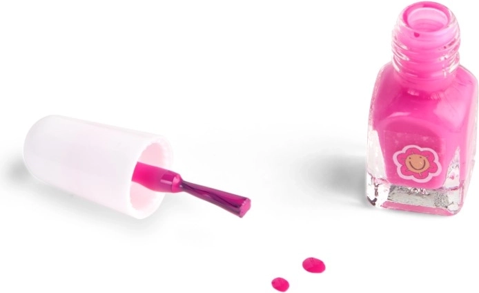 Colorful nails in no time