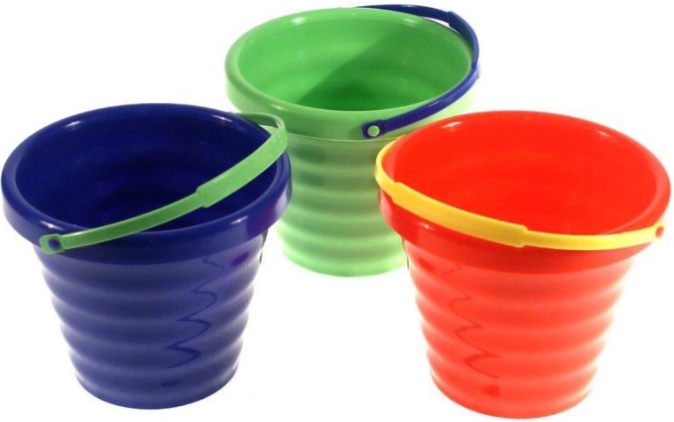 Children’s sand bucket 16 cm with handle 1.4 l - 1 piece