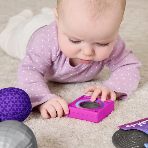 Pressing and spinning for fine motor skills