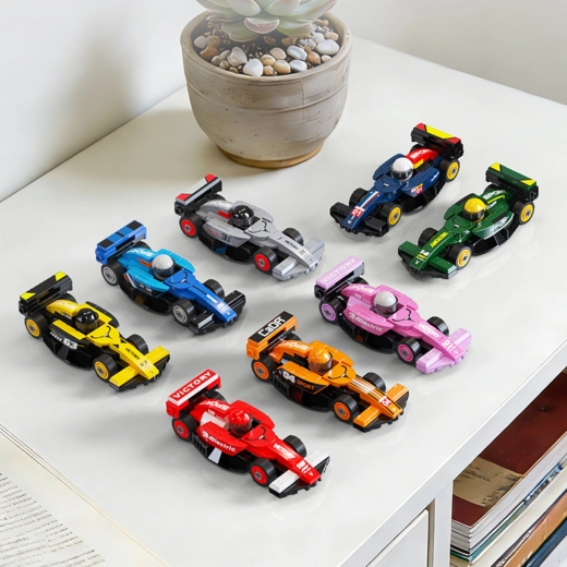 Stable static model (wheels are not for driving)