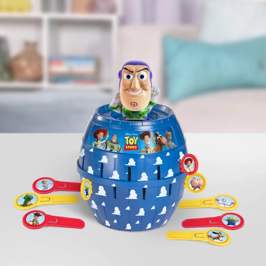 Toy Story kujundus ja tegelastega mõõgad