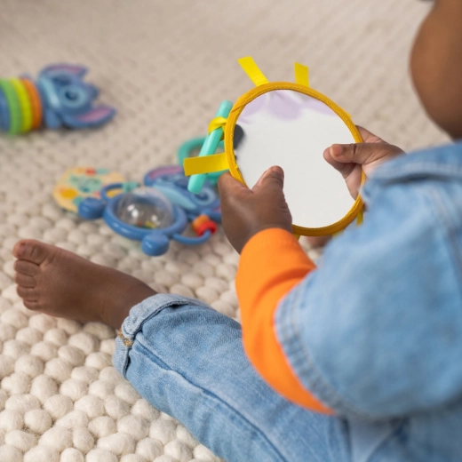 Safe mirror for first discoveries
