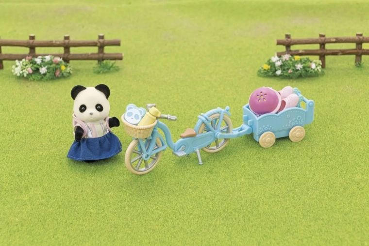 Adorable movable figure