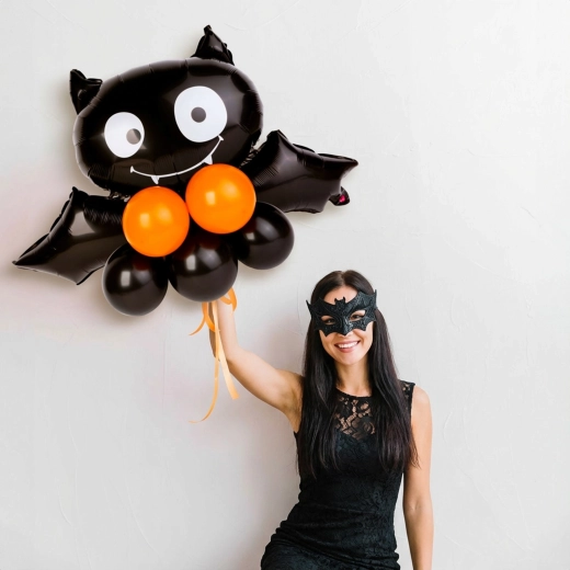 Halloweeni nahkhiirega õhupallidekoratsioon