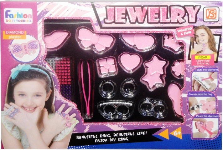 Sõrmuste komplekt tsirkoonidega kaunistamiseks