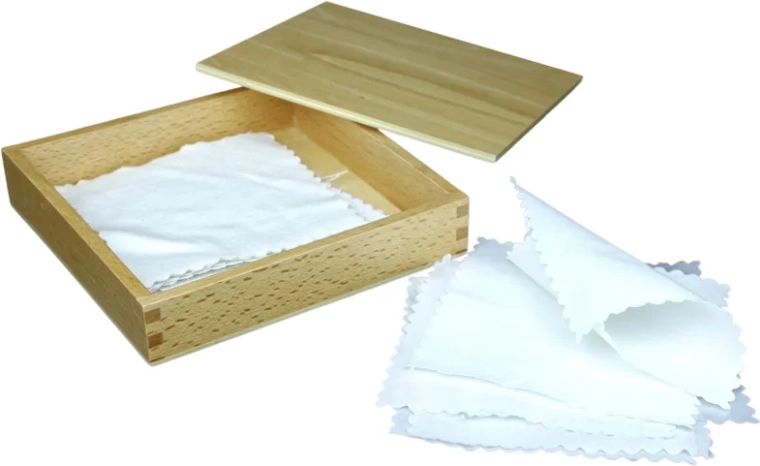 Moyo Montessori fabric box